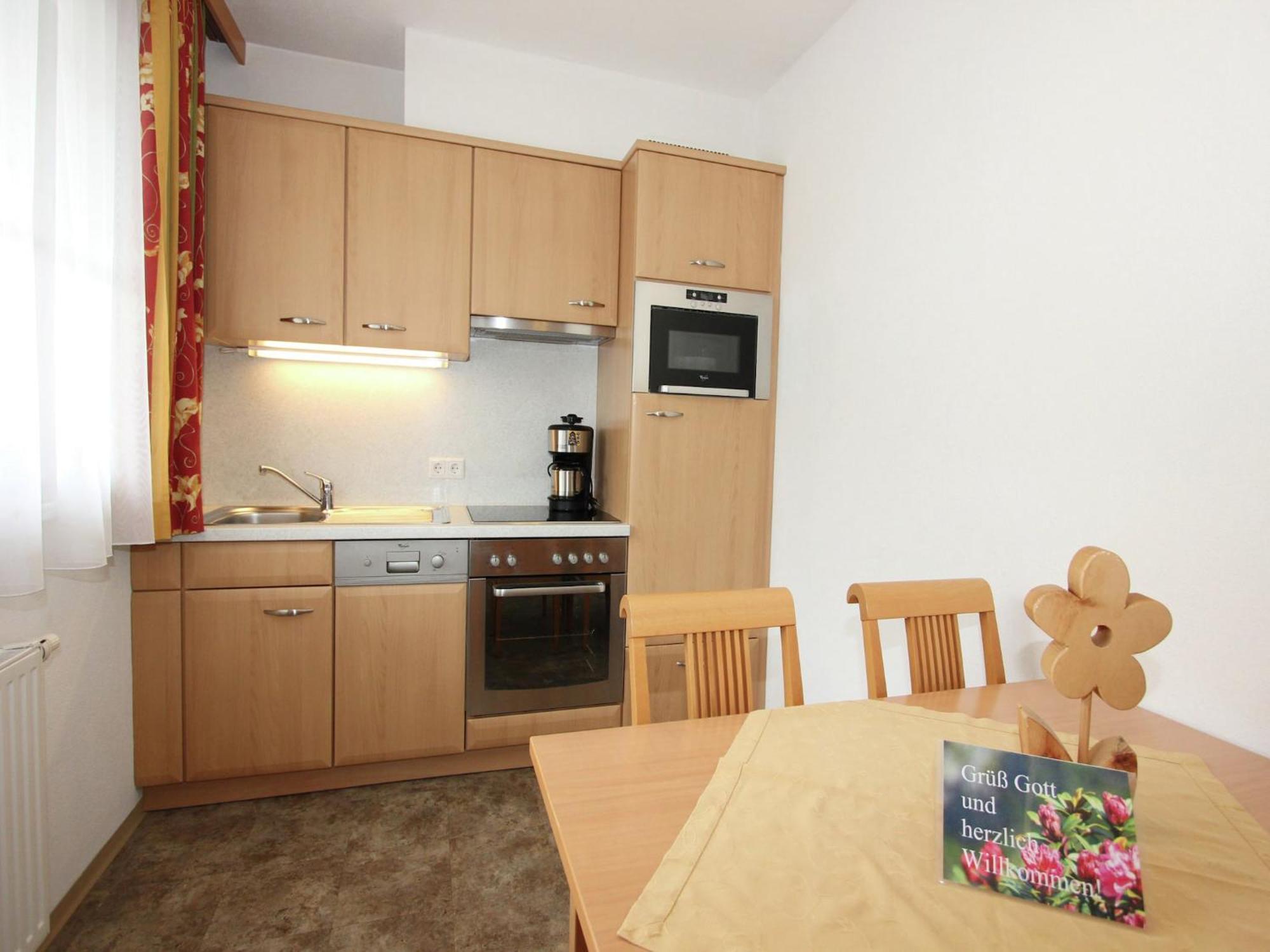 Attractive Holiday Home In Kaltenbach On The Ski Slope Стум Екстериор снимка