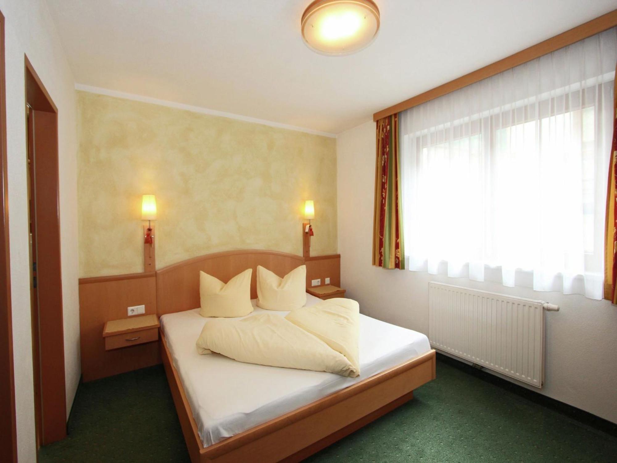Attractive Holiday Home In Kaltenbach On The Ski Slope Стум Екстериор снимка