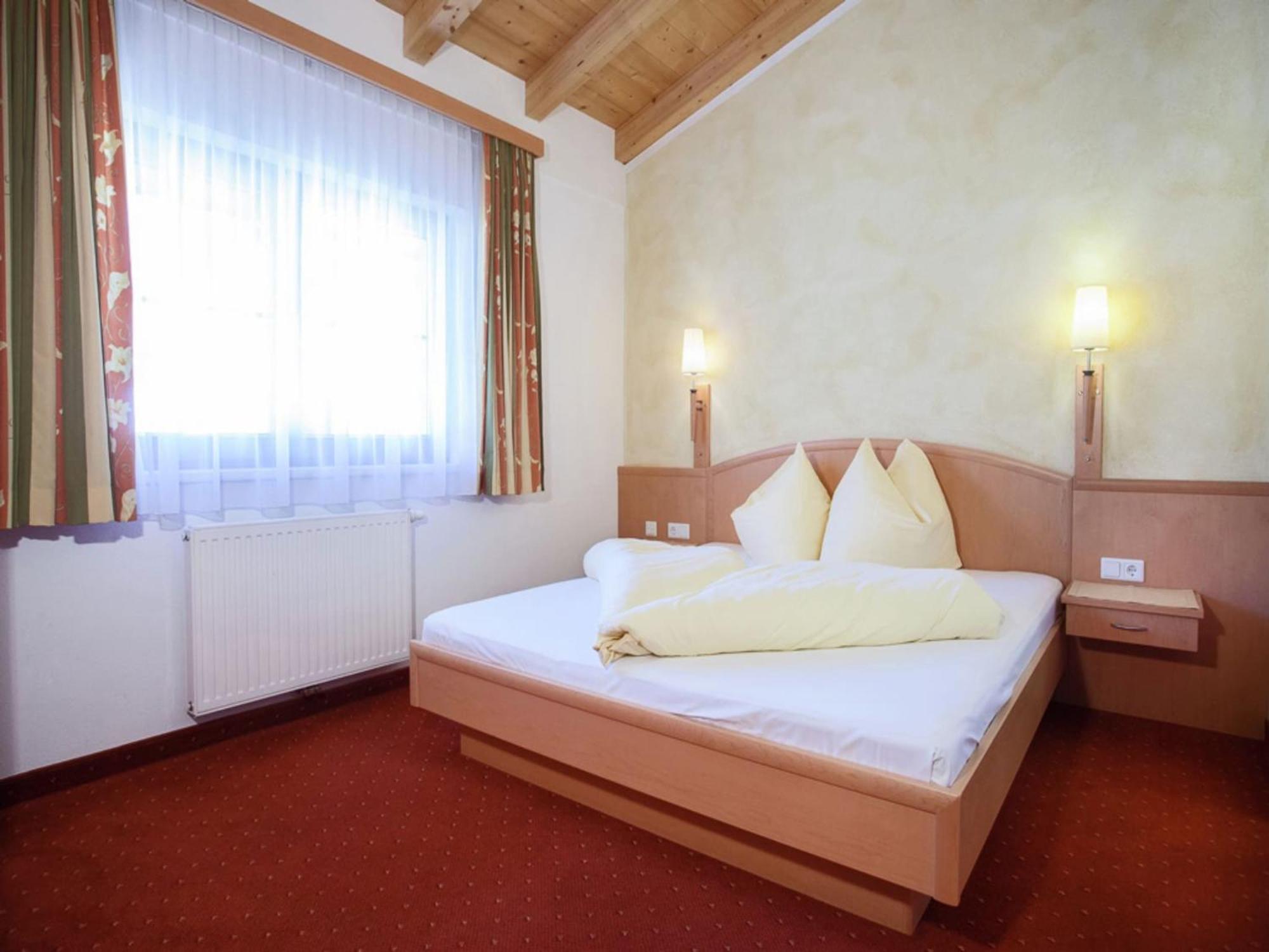 Attractive Holiday Home In Kaltenbach On The Ski Slope Стум Екстериор снимка