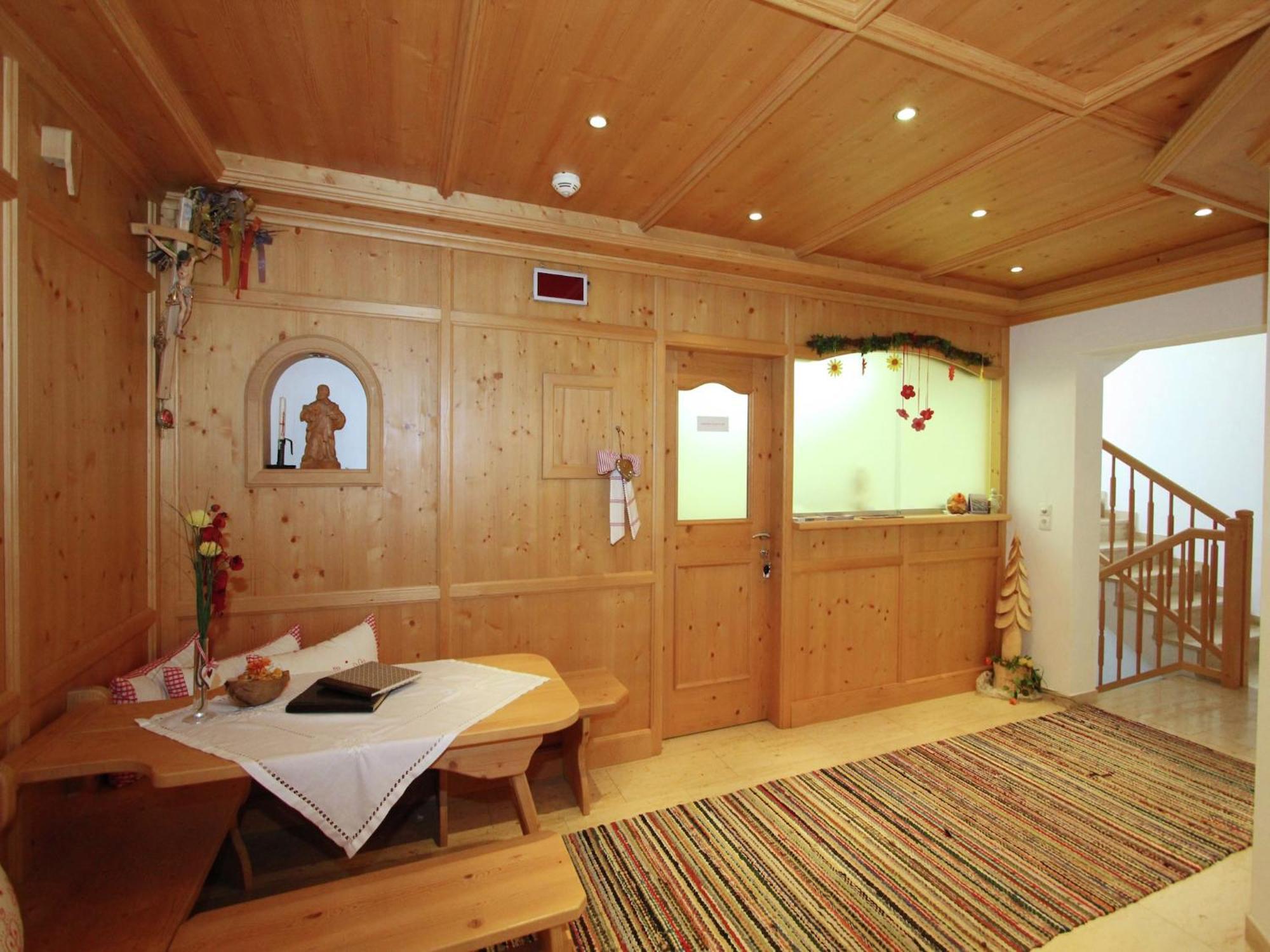 Attractive Holiday Home In Kaltenbach On The Ski Slope Стум Екстериор снимка