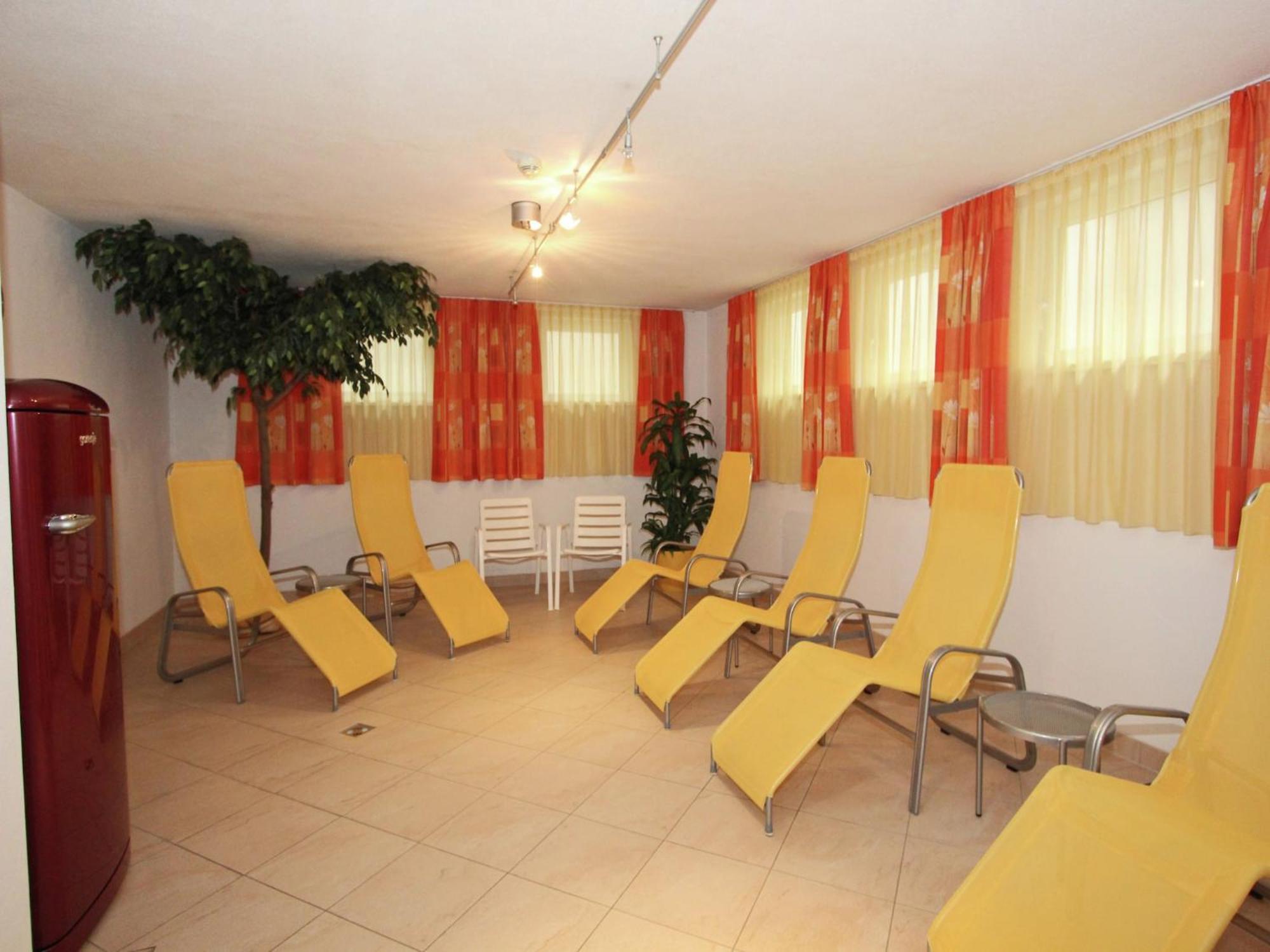 Attractive Holiday Home In Kaltenbach On The Ski Slope Стум Екстериор снимка