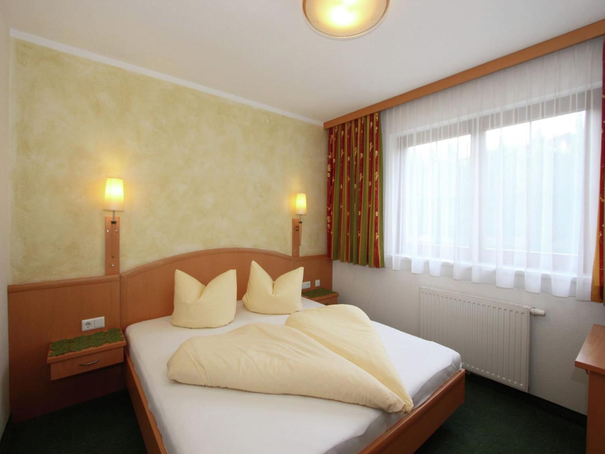 Attractive Holiday Home In Kaltenbach On The Ski Slope Стум Екстериор снимка