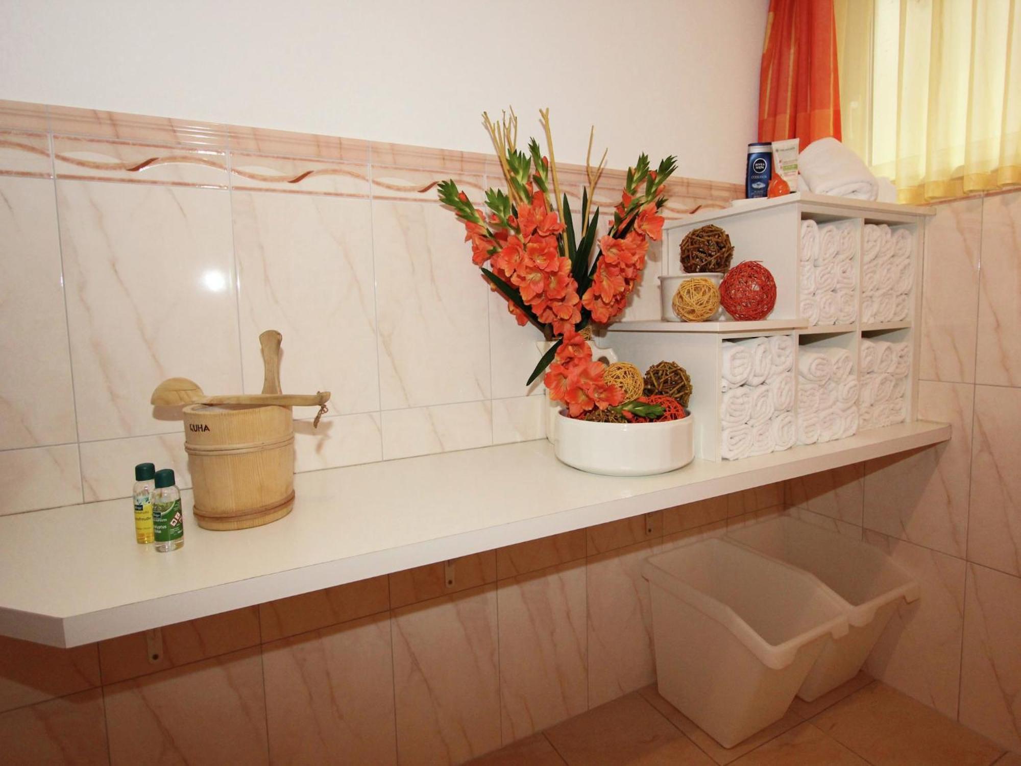 Attractive Holiday Home In Kaltenbach On The Ski Slope Стум Екстериор снимка