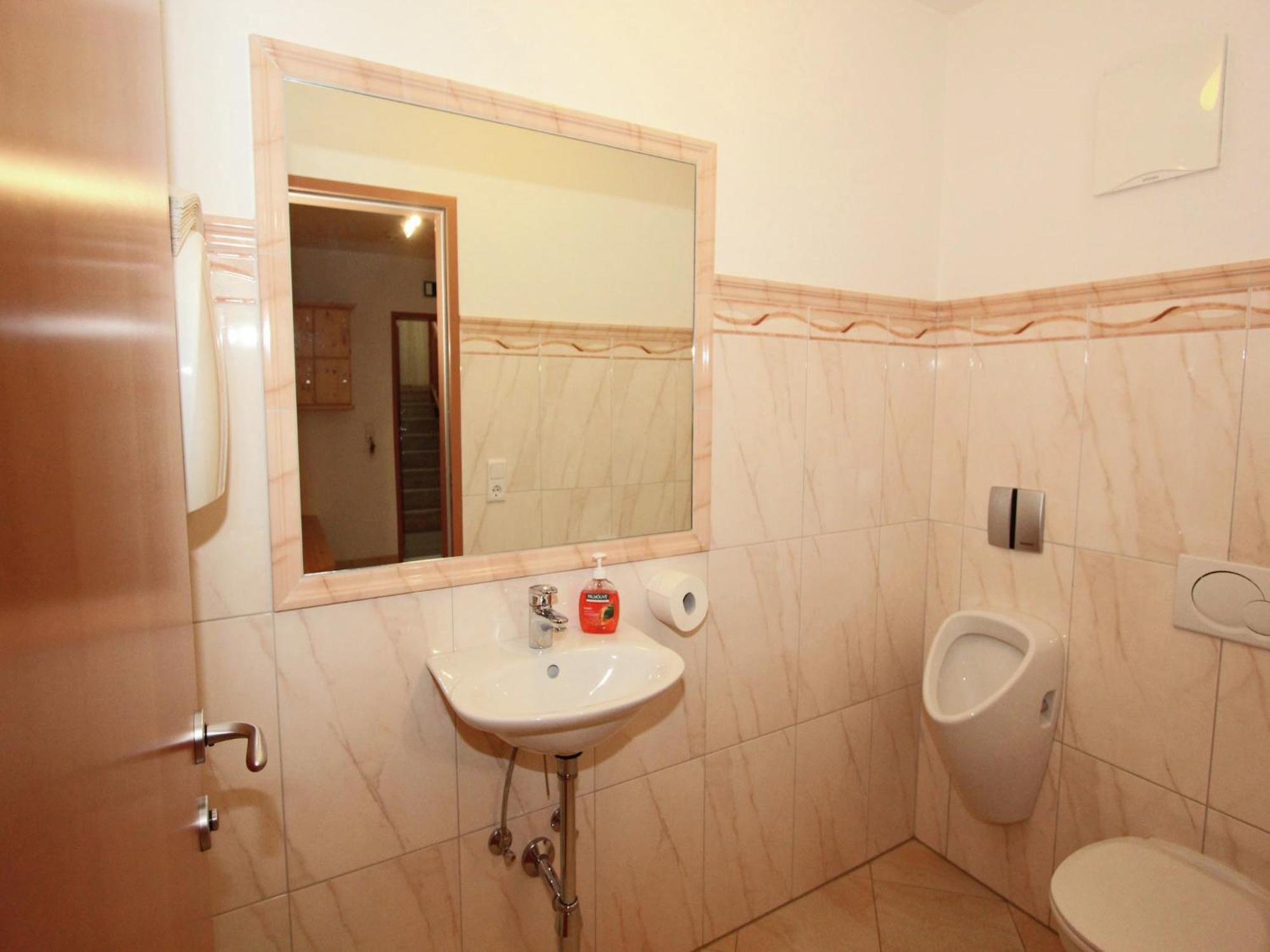 Attractive Holiday Home In Kaltenbach On The Ski Slope Стум Екстериор снимка